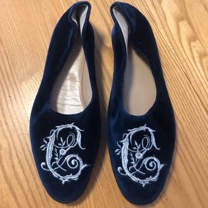 🎉HP🎉NWOT CHLOE Blue Velvet Embroidered Slippers